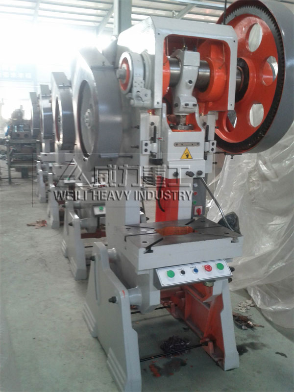 25吨冲床白色 25吨冲床白色